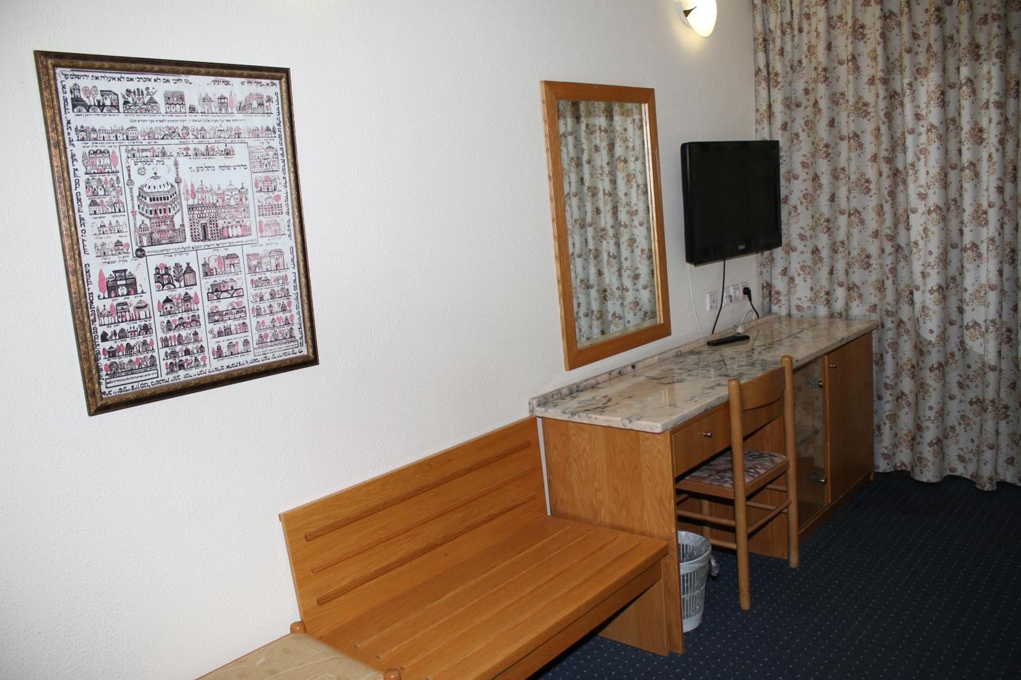 Hotel & Museum Dona Gracia Tiberias Kamer foto