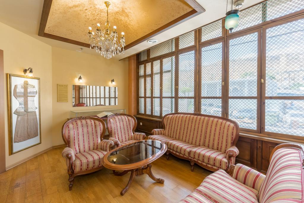 Hotel & Museum Dona Gracia Tiberias Buitenkant foto