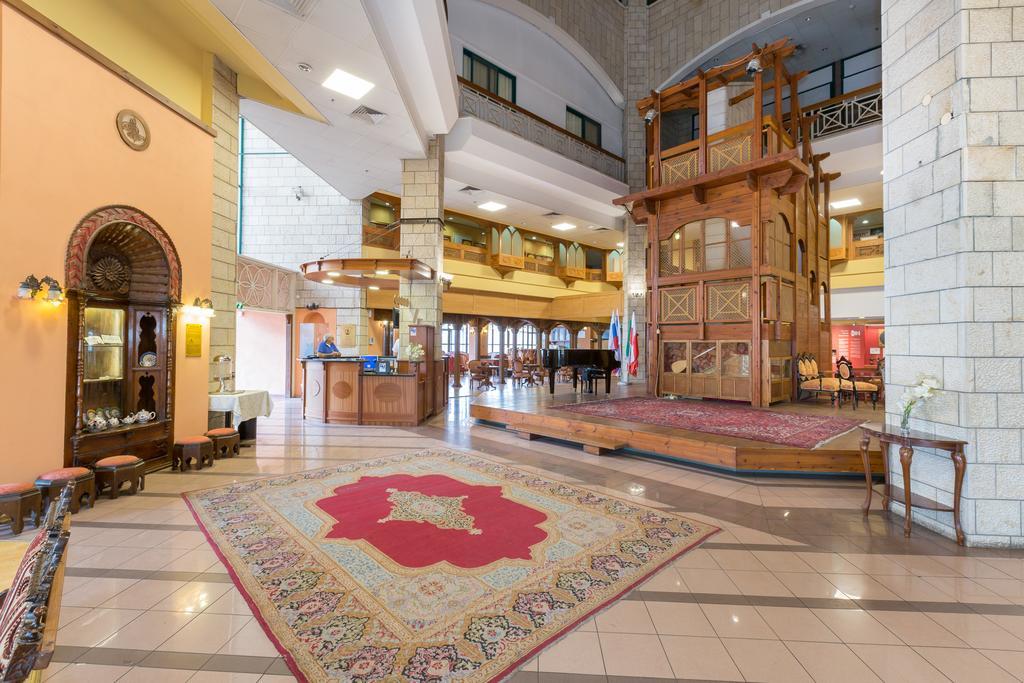 Hotel & Museum Dona Gracia Tiberias Buitenkant foto