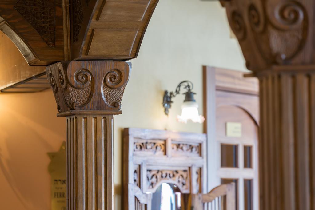 Hotel & Museum Dona Gracia Tiberias Buitenkant foto